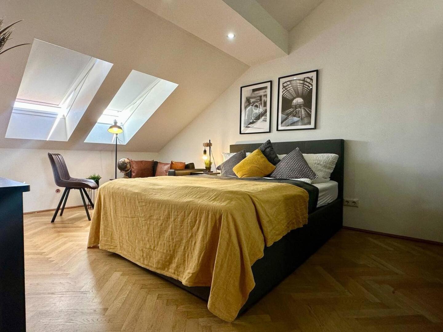Designer Apartments, 2 Min To U1 Reumannplatz Відень Екстер'єр фото