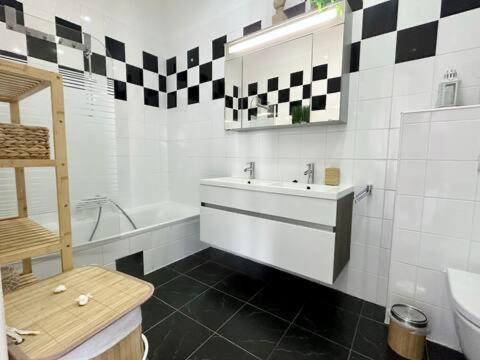Designer Apartments, 2 Min To U1 Reumannplatz Відень Екстер'єр фото