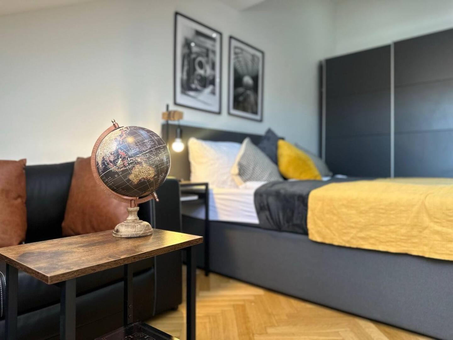 Designer Apartments, 2 Min To U1 Reumannplatz Відень Екстер'єр фото
