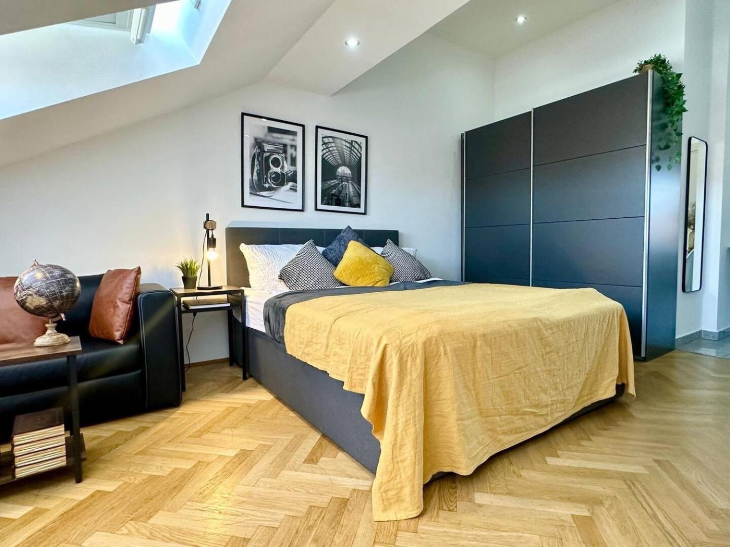 Designer Apartments, 2 Min To U1 Reumannplatz Відень Екстер'єр фото